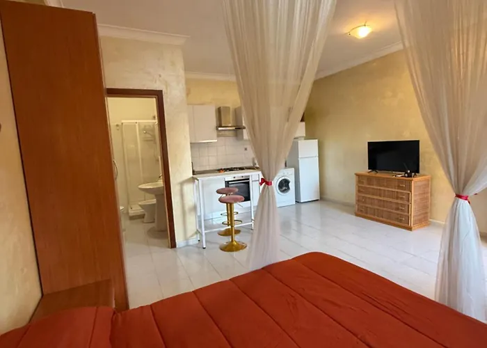Residenza Anagnina Apartment